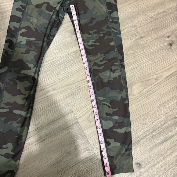 Camo Print Green Brown Leggings Side Pockets Size M - Picture 5 of 9
